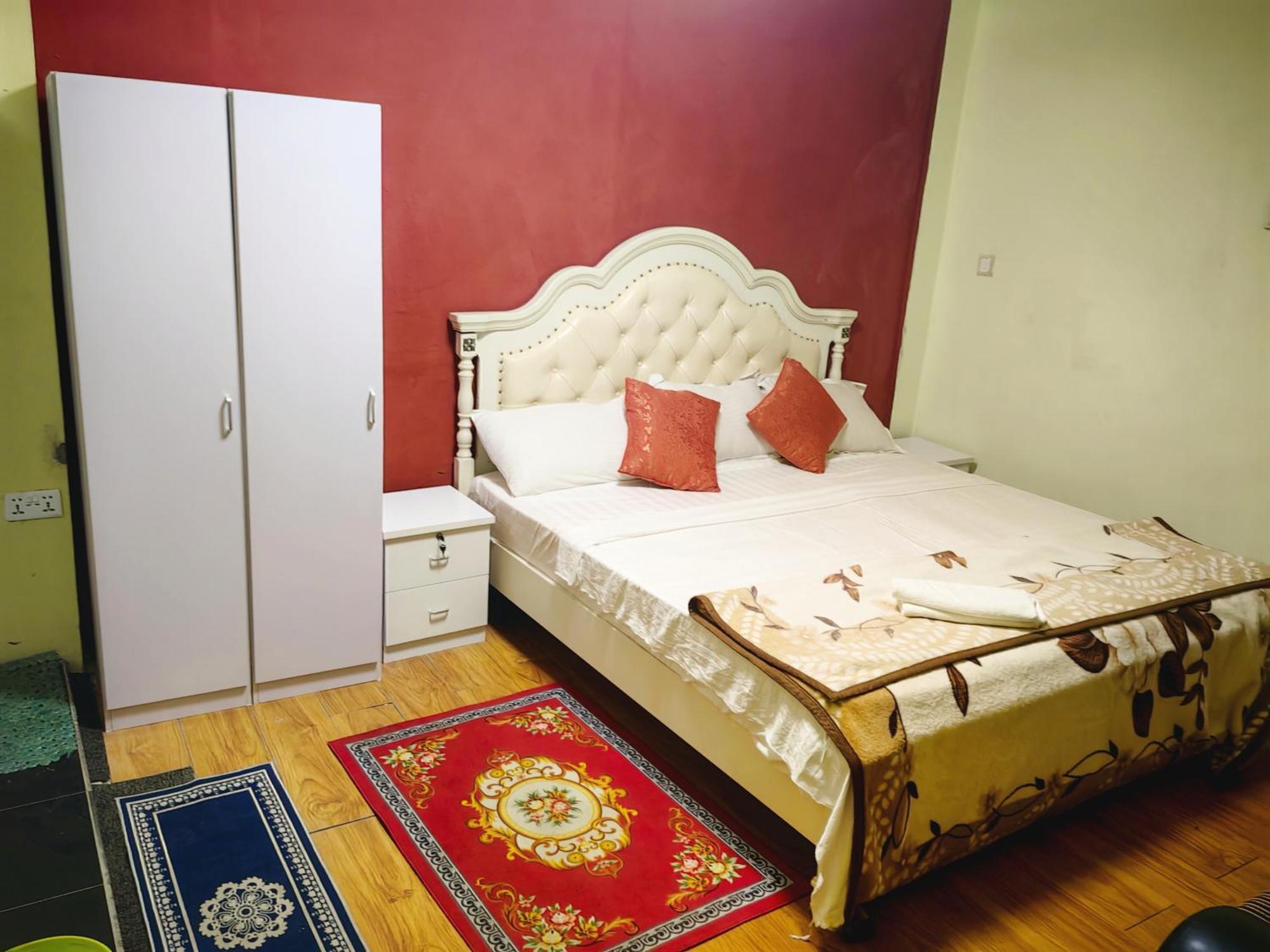 Hongyuanprimierhotel 阿克拉 外观 照片
